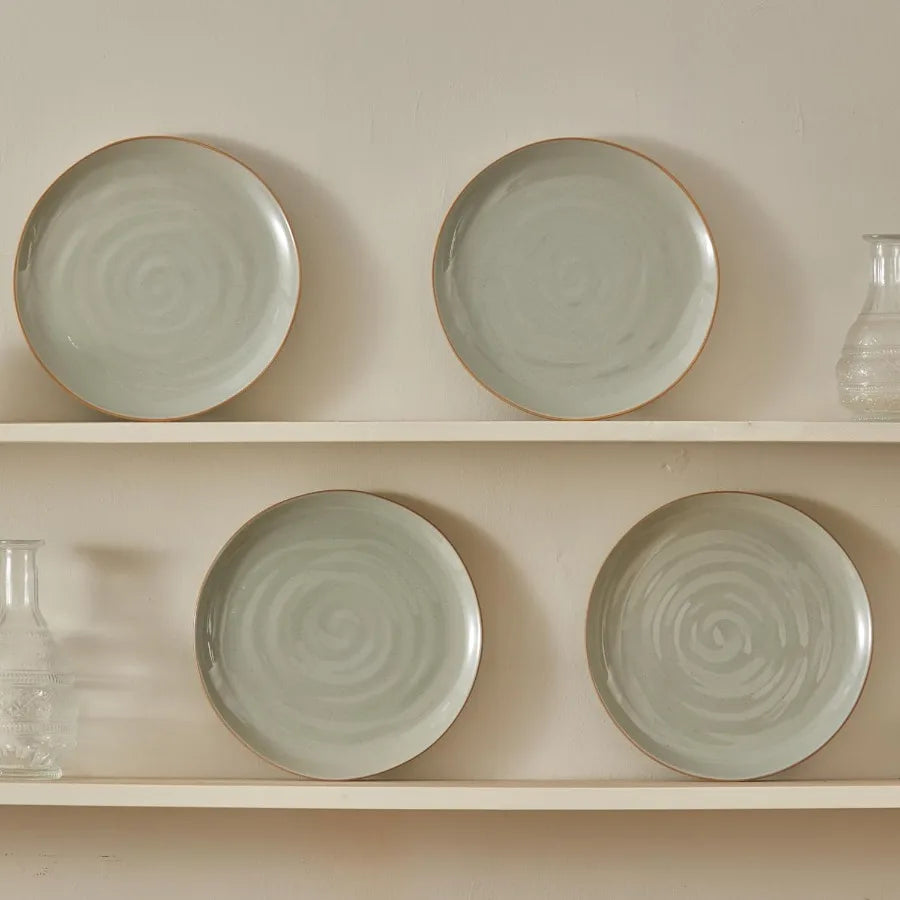 Stoneware Dinner Plates Set Four Microwave and Dishwasher Safe